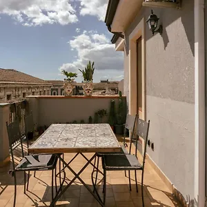Tetti & Chiese - Authentic Sicilian Rooftop Apartment